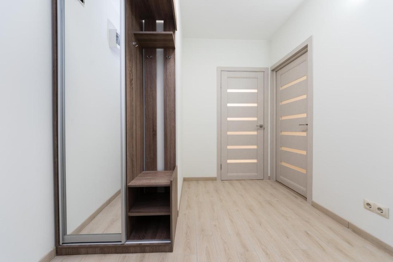 Apartments Riviera,20 Минут От Центра Kiev Exteriör bild