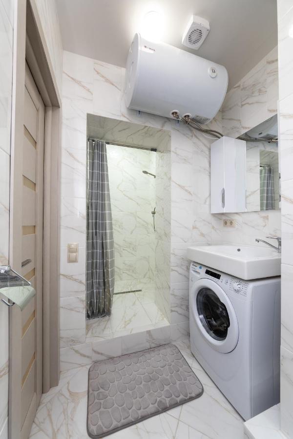 Apartments Riviera,20 Минут От Центра Kiev Exteriör bild