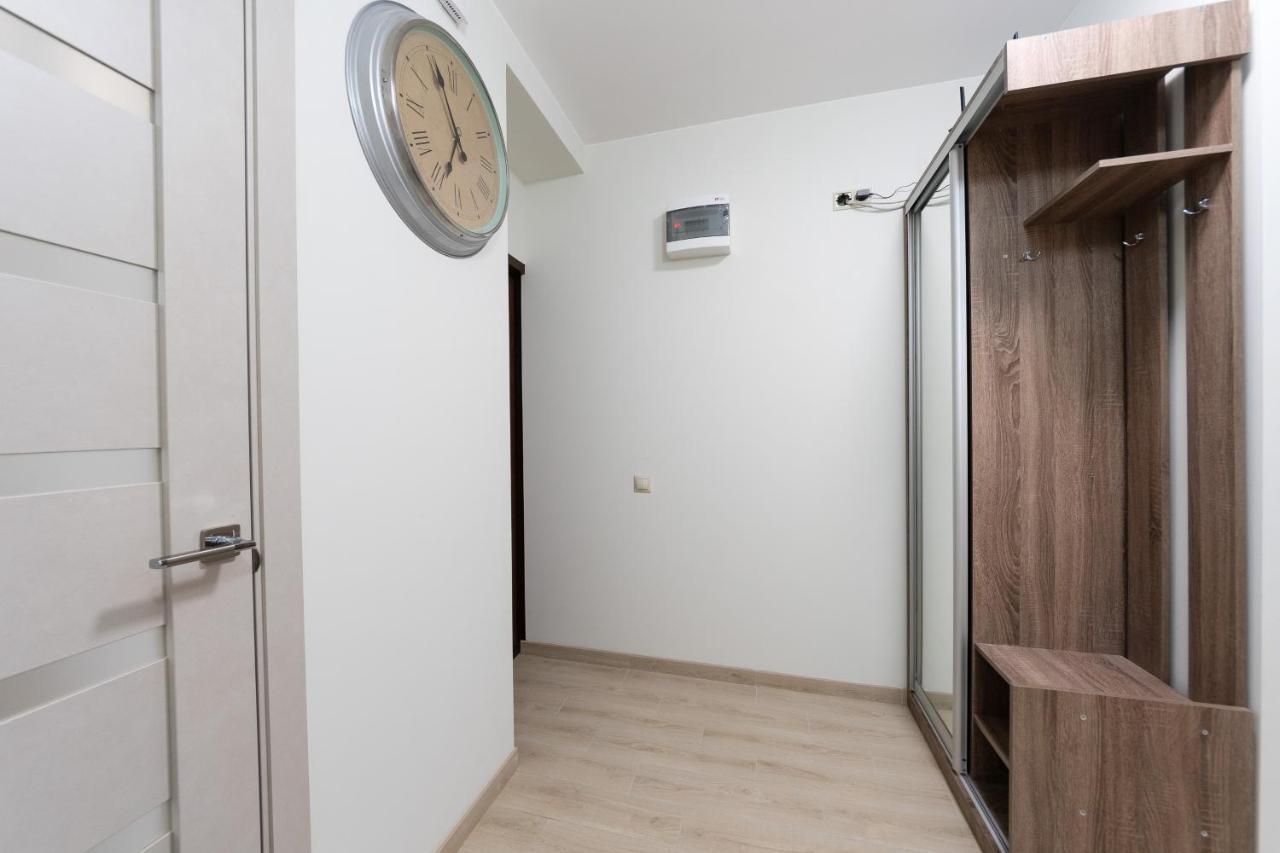 Apartments Riviera,20 Минут От Центра Kiev Exteriör bild